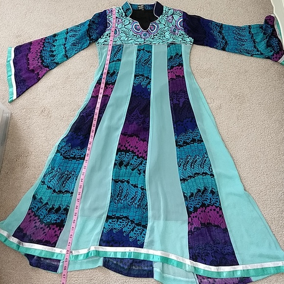 Vintage Embroidered Peasant Festival Maxi Dress - Picture 6 of 8